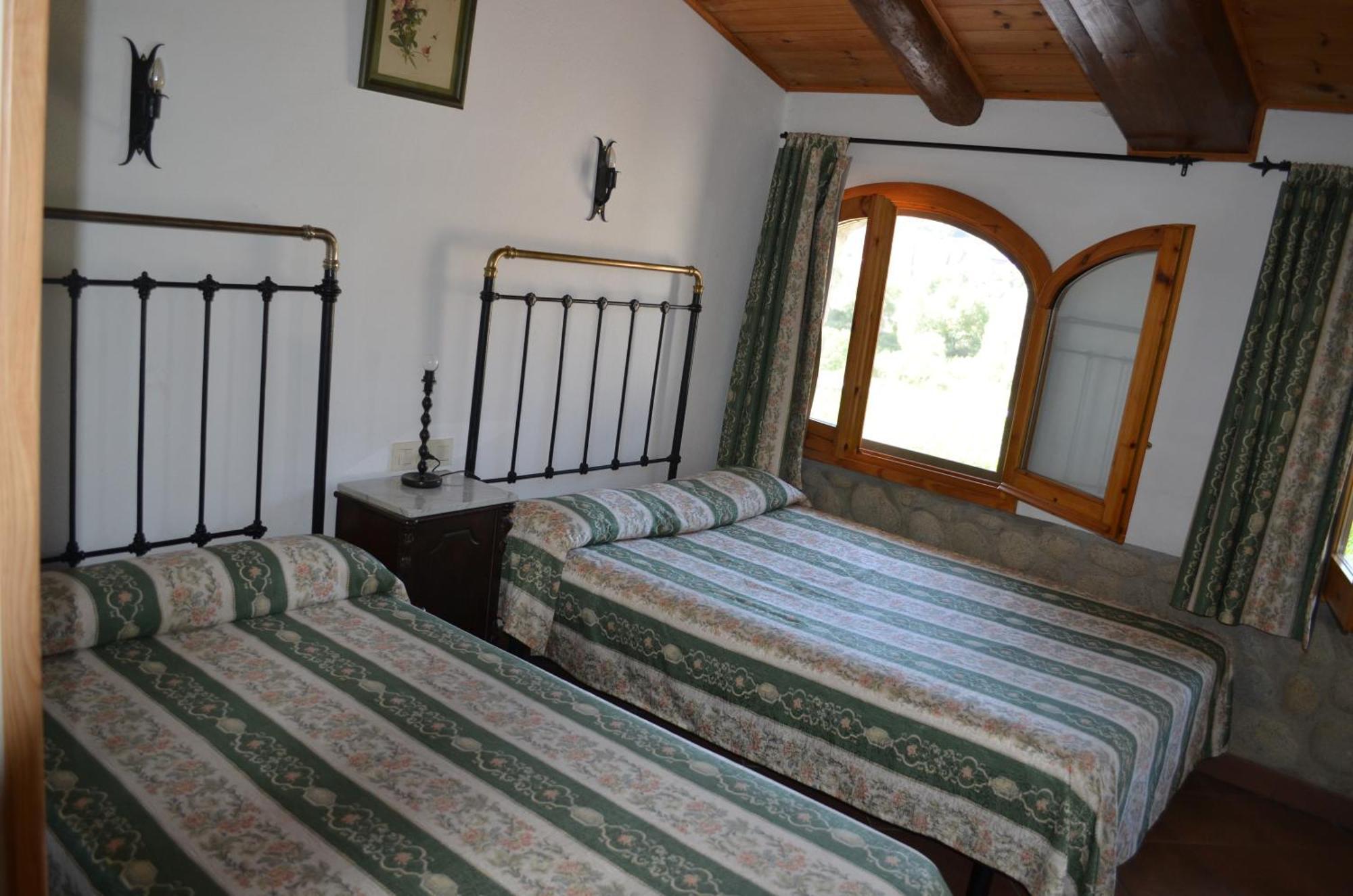 Casa Rural La Vall Del Cadi 라 세우 두르헬 외부 사진
