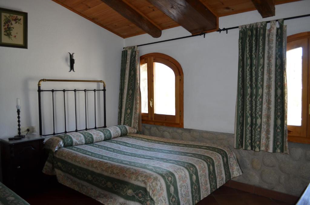 Casa Rural La Vall Del Cadi 라 세우 두르헬 객실 사진
